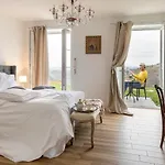 Peterc Vineyard Estate Bed & Breakfast 4*
