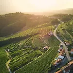 Peterc Vineyard Estate Bed & Breakfast