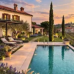 Peterc Vineyard Estate Bed & Breakfast 4*