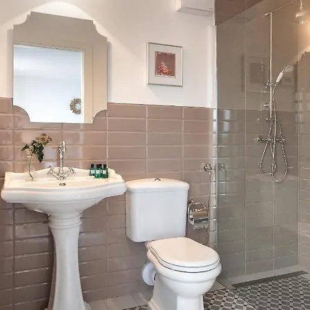 Peterc Vineyard Estate Bed & Breakfast