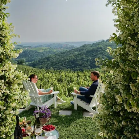 Bed & Breakfast Peterc Vineyard Estate 4*