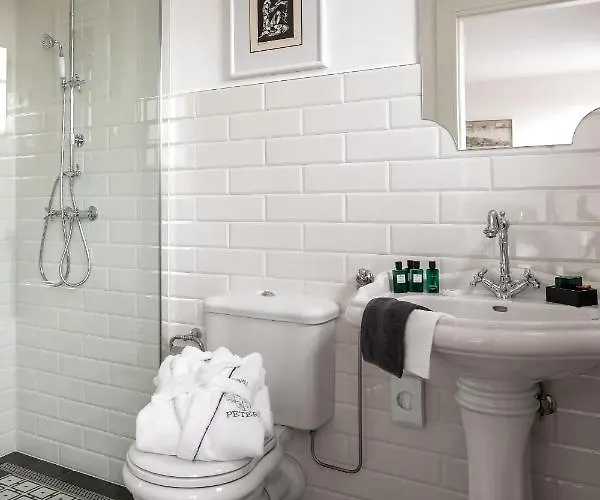 Peterc Vineyard Estate Frühstückspension 4*